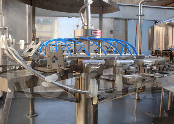 Positioning Precision Water Bottle Filling Machine High Speed ISO Certification